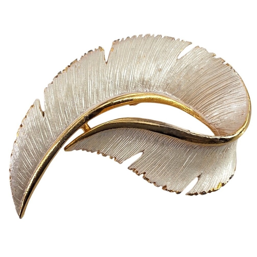 Vintage JJ Jonette White Enamel Feather Brooch Pin Signed‎ Gold Tone 80s